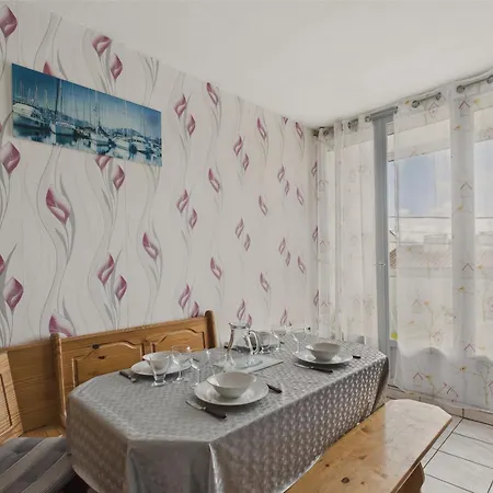 Pour 4 Adultes Et 2 Enfants, 500m De La Apartmán